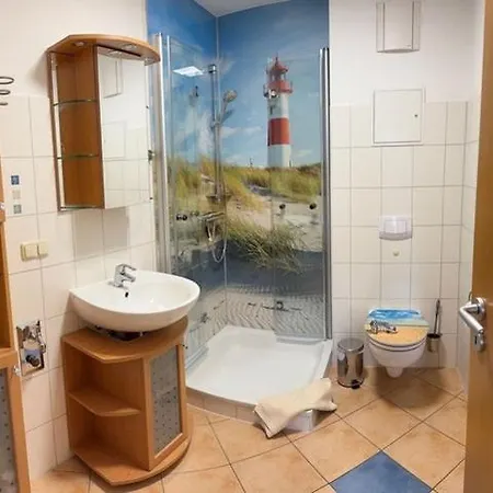 85 1 Ahornweg 5a * Karlshagen